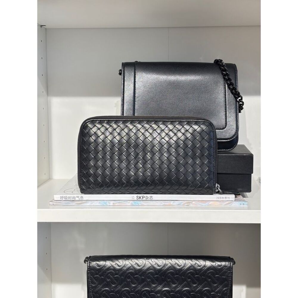 Bv Women Pre-Loved Bag Very Good Condition